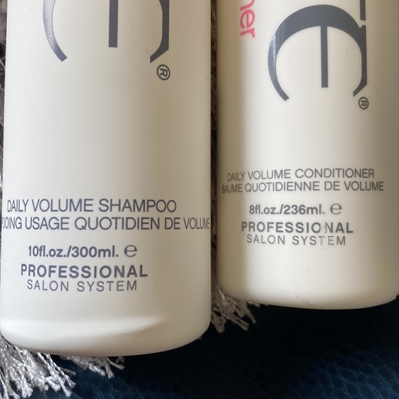 Unite Boosta shampoo and conditioner - Picture 2 of 4